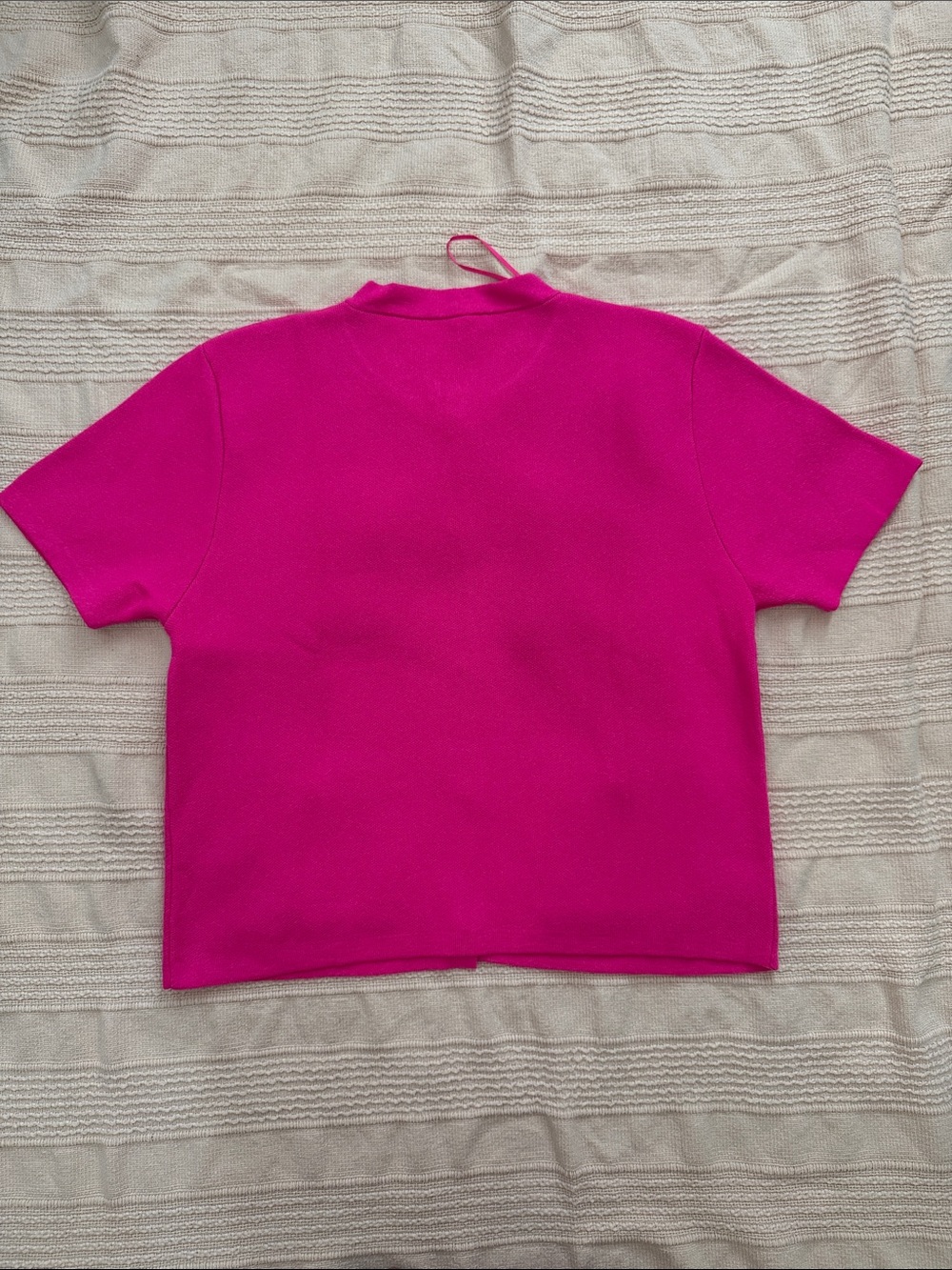 Zara Fuchsia Short-Sleeve Button-Down Cardigan with Gold Buttons - Picture 5 of 6